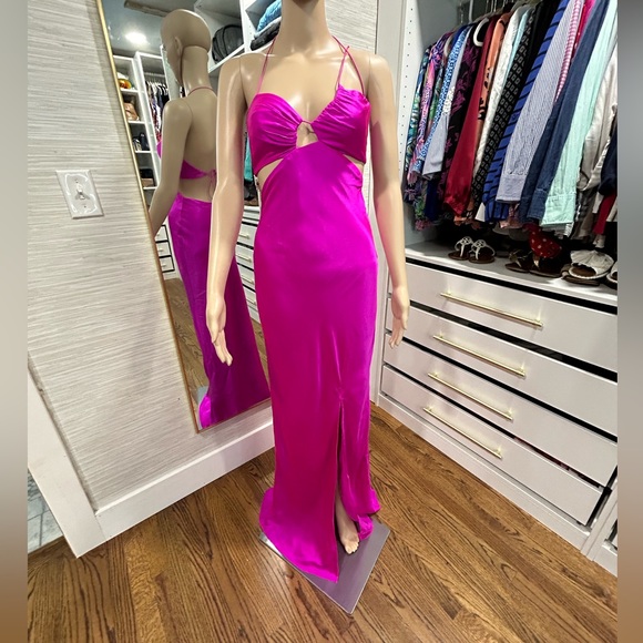 The Sei Gown - Picture 2 of 6